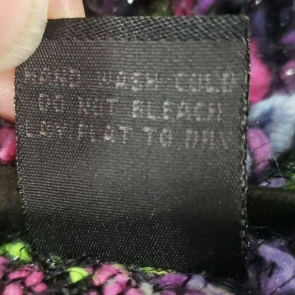 Steve Madden‎ infinity multicolored scarf - Picture 7 of 7